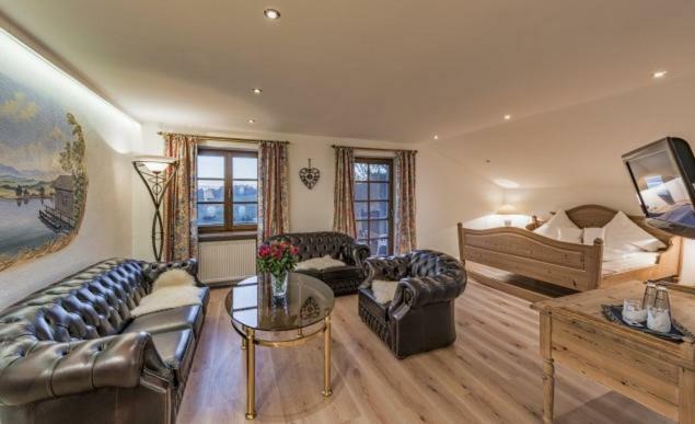 Landgasthaus & Hotel Kurfer Hof Bad Endorf Extérieur photo